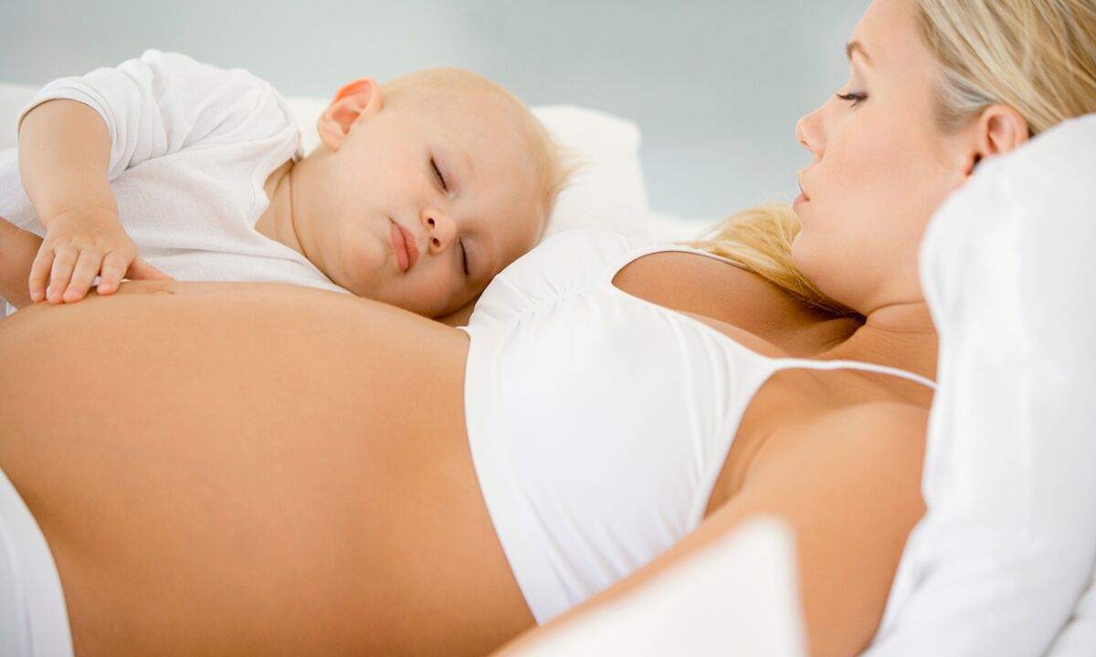 تناول بذور الكتان هو بطلان في النساء الحوامل والمرضعات. 
